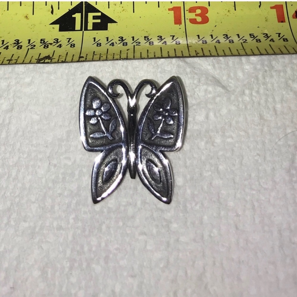 James Avery “Retired” Mariposa pendant only